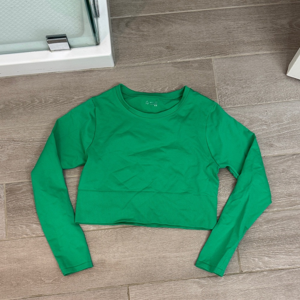 Offline by aerie seamless green long sleeve crop top